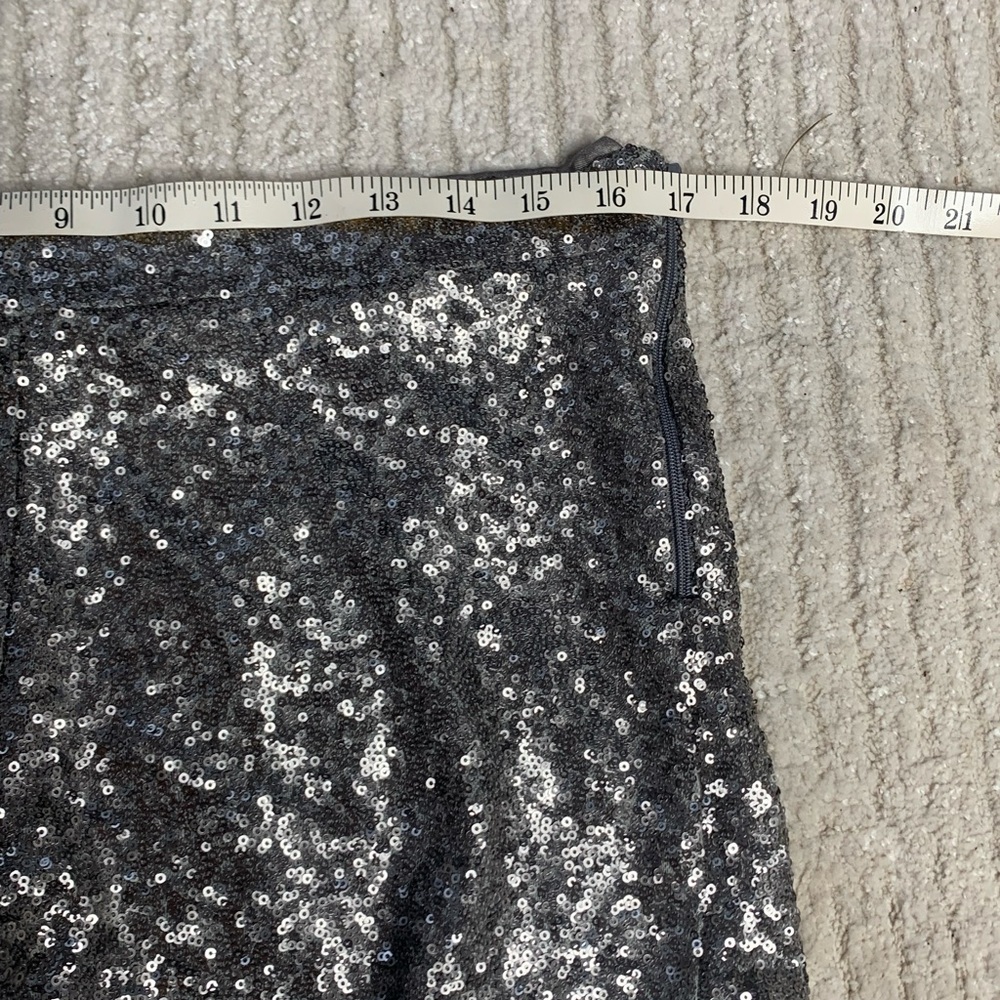 Vintage Y2K Forever 21 Silver Sequin Shorts Size Large‎ Side Zip Festival Rave - Picture 6 of 10